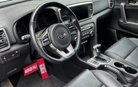 KIA Sportage IV рестайлинг, 2020 год, 2 390 000 рублей, 6 фотография