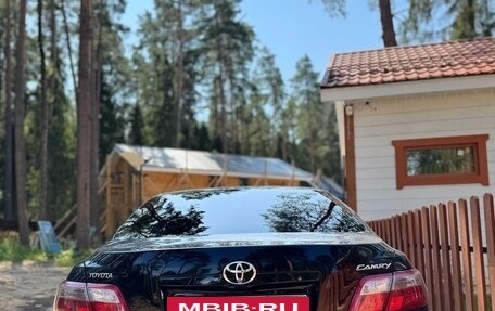 Toyota Camry, 2008 год, 900 000 рублей, 3 фотография