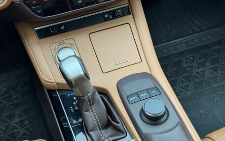 Lexus ES VII, 2017 год, 2 750 000 рублей, 20 фотография