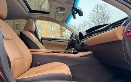 Lexus ES VII, 2017 год, 2 750 000 рублей, 24 фотография