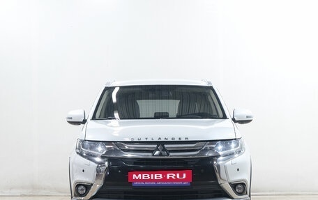 Mitsubishi Outlander III рестайлинг 3, 2015 год, 1 869 000 рублей, 3 фотография
