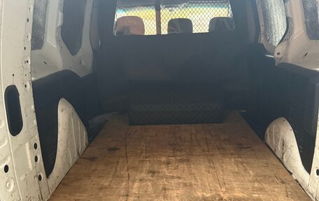 Peugeot Partner II рестайлинг 2, 2017 год, 1 200 000 рублей, 6 фотография