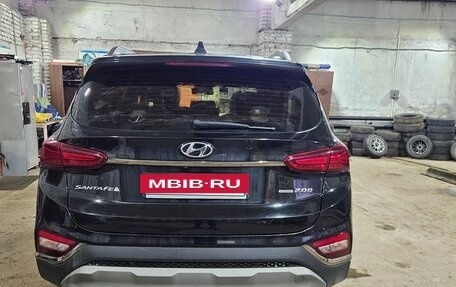Hyundai Santa Fe IV, 2018 год, 2 650 000 рублей, 3 фотография