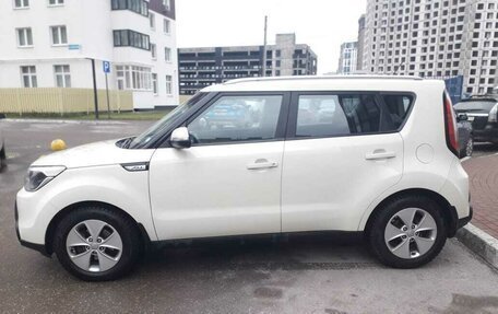 KIA Soul II рестайлинг, 2014 год, 1 190 000 рублей, 3 фотография