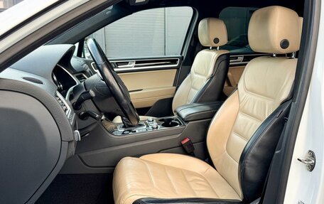 Volkswagen Touareg III, 2017 год, 3 099 000 рублей, 10 фотография