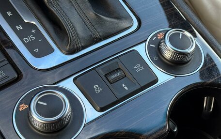 Volkswagen Touareg III, 2017 год, 3 099 000 рублей, 25 фотография