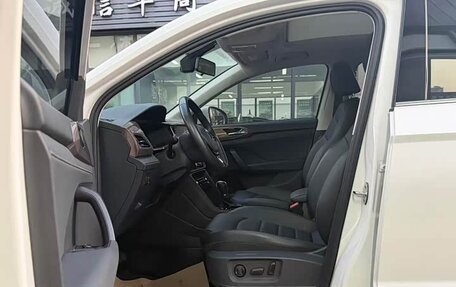 Volkswagen Tharu, 2023 год, 1 800 000 рублей, 7 фотография