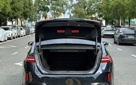 BMW 5 серия, 2025 год, 7 942 000 рублей, 10 фотография