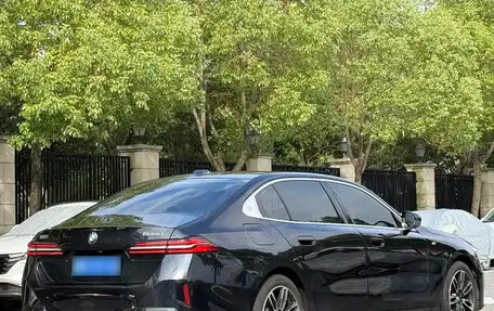 BMW 5 серия, 2025 год, 7 942 000 рублей, 6 фотография