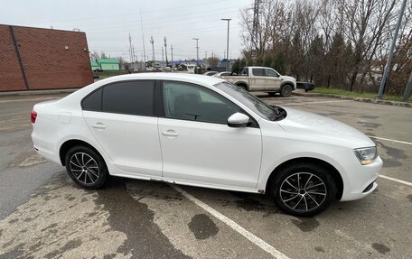Volkswagen Jetta VI, 2014 год, 1 020 000 рублей, 3 фотография