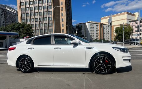 KIA Optima IV, 2017 год, 1 800 000 рублей, 26 фотография