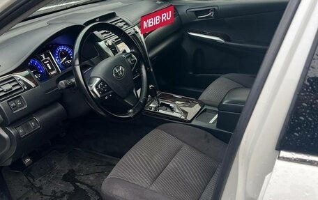 Toyota Camry, 2015 год, 1 720 000 рублей, 7 фотография