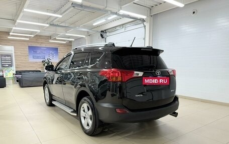 Toyota RAV4, 2014 год, 2 329 000 рублей, 4 фотография