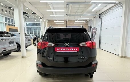 Toyota RAV4, 2014 год, 2 329 000 рублей, 5 фотография