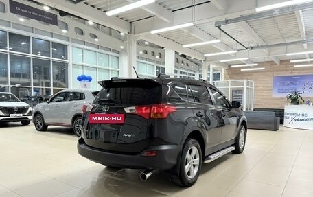 Toyota RAV4, 2014 год, 2 329 000 рублей, 6 фотография