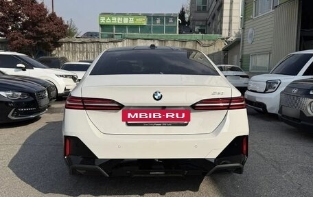 BMW 5 серия, 2025 год, 5 987 000 рублей, 4 фотография