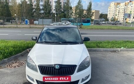 Skoda Fabia II, 2012 год, 700 000 рублей, 2 фотография