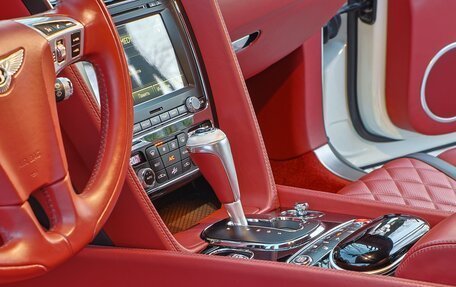 Bentley Continental GT II рестайлинг, 2017 год, 9 800 000 рублей, 24 фотография