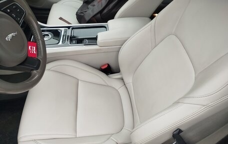 Jaguar XF II, 2017 год, 2 500 000 рублей, 7 фотография