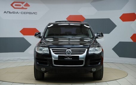 Volkswagen Touareg III, 2008 год, 860 000 рублей, 2 фотография