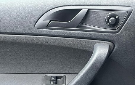 Skoda Yeti I рестайлинг, 2011 год, 799 000 рублей, 15 фотография