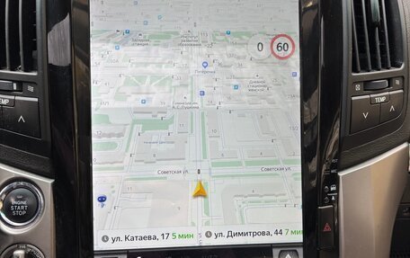 Toyota Land Cruiser 200, 2011 год, 3 100 000 рублей, 3 фотография