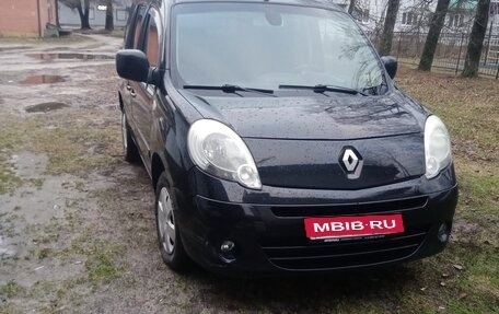 Renault Kangoo II рестайлинг, 2011 год, 900 000 рублей, 3 фотография