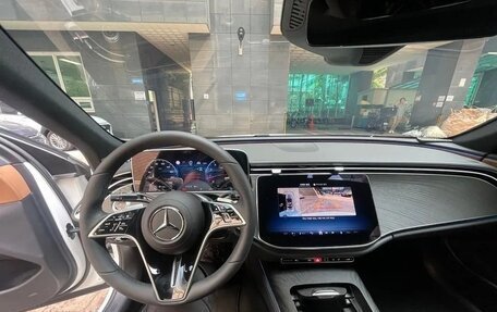 Mercedes-Benz E-Класс, 2025 год, 6 309 000 рублей, 8 фотография