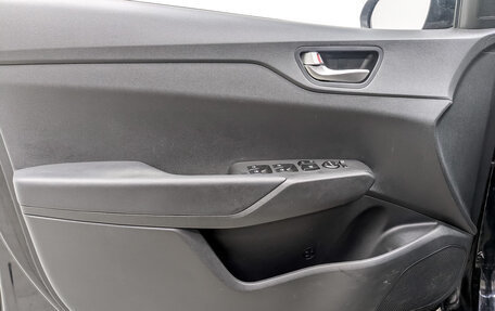 Hyundai Solaris II рестайлинг, 2021 год, 1 620 000 рублей, 18 фотография