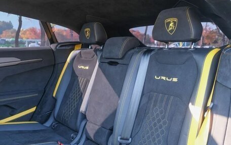 Lamborghini Urus I, 2025 год, 42 900 000 рублей, 6 фотография