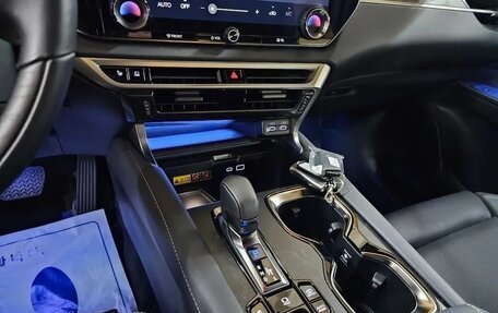 Lexus RX IV рестайлинг, 2025 год, 11 900 000 рублей, 9 фотография