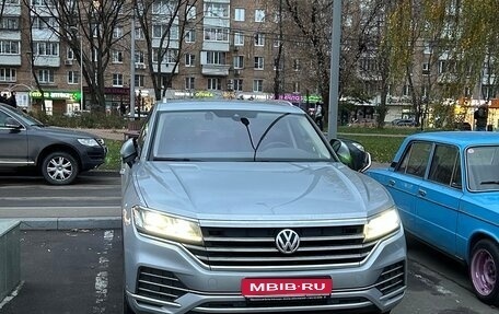 Volkswagen Touareg III, 2018 год, 4 000 046 рублей, 1 фотография
