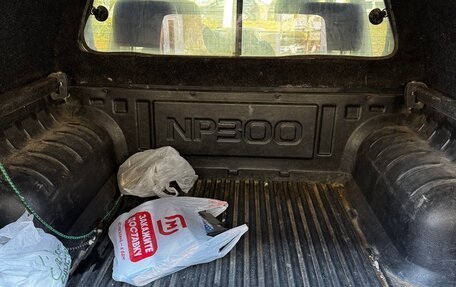 Nissan NP300, 2012 год, 1 200 000 рублей, 8 фотография