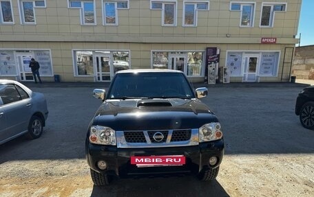Nissan NP300, 2012 год, 1 200 000 рублей, 9 фотография