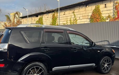 Mitsubishi Outlander III рестайлинг 3, 2007 год, 560 000 рублей, 3 фотография