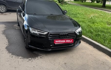 Audi A4, 2018 год, 3 000 000 рублей, 3 фотография