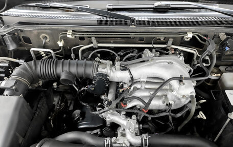 Mitsubishi Pajero IV, 2018 год, 2 990 000 рублей, 9 фотография