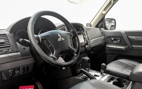 Mitsubishi Pajero IV, 2018 год, 2 990 000 рублей, 16 фотография