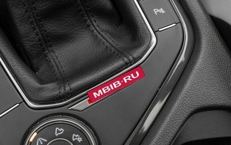 Volkswagen Tiguan II, 2021 год, 3 500 000 рублей, 21 фотография