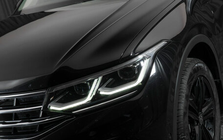 Volkswagen Tiguan II, 2021 год, 3 500 000 рублей, 33 фотография