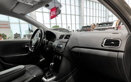 Volkswagen Polo VI (EU Market), 2017 год, 1 050 000 рублей, 15 фотография