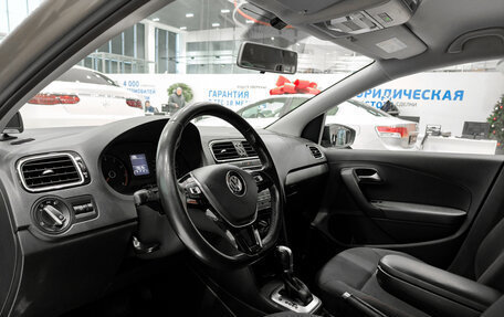 Volkswagen Polo VI (EU Market), 2017 год, 1 050 000 рублей, 20 фотография