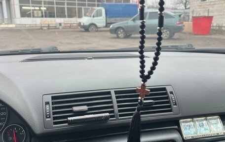 Audi A4, 2001 год, 580 000 рублей, 4 фотография