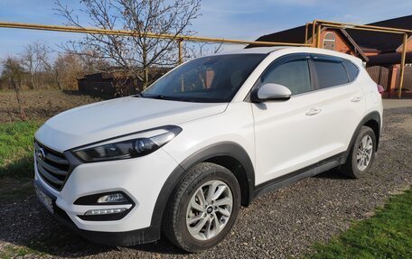 Hyundai Tucson III, 2017 год, 1 850 000 рублей, 2 фотография