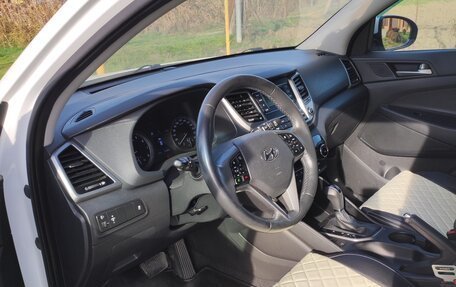 Hyundai Tucson III, 2017 год, 1 850 000 рублей, 10 фотография