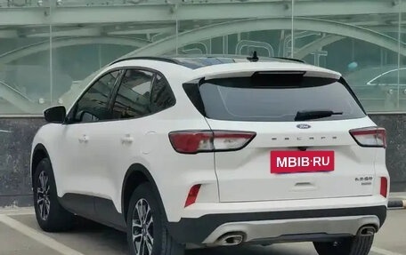 Ford Escape, 2024 год, 3 587 745 рублей, 4 фотография