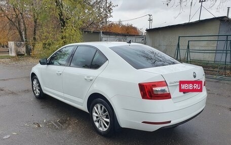 Skoda Octavia, 2017 год, 1 540 000 рублей, 10 фотография