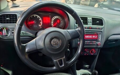 Volkswagen Polo VI (EU Market), 2012 год, 719 000 рублей, 2 фотография