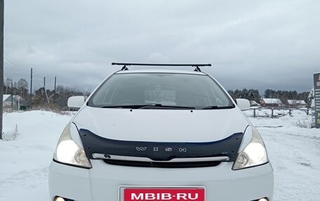 Toyota Wish II, 2004 год, 700 000 рублей, 1 фотография
