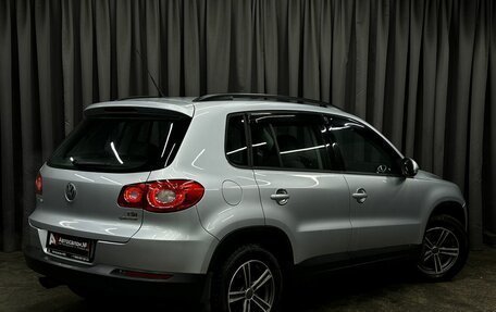 Volkswagen Tiguan I, 2011 год, 799 777 рублей, 2 фотография